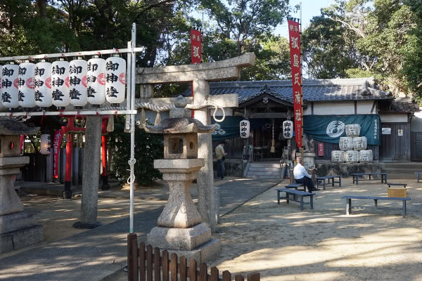 狐島稲荷神社の外観1
